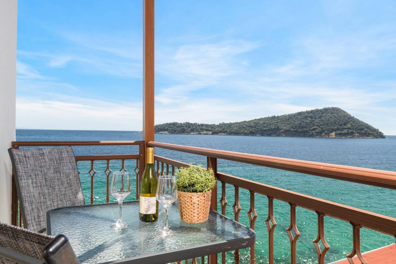 Faros View Bed & Breakfast กอยนิรา ภายนอก รูปภาพ