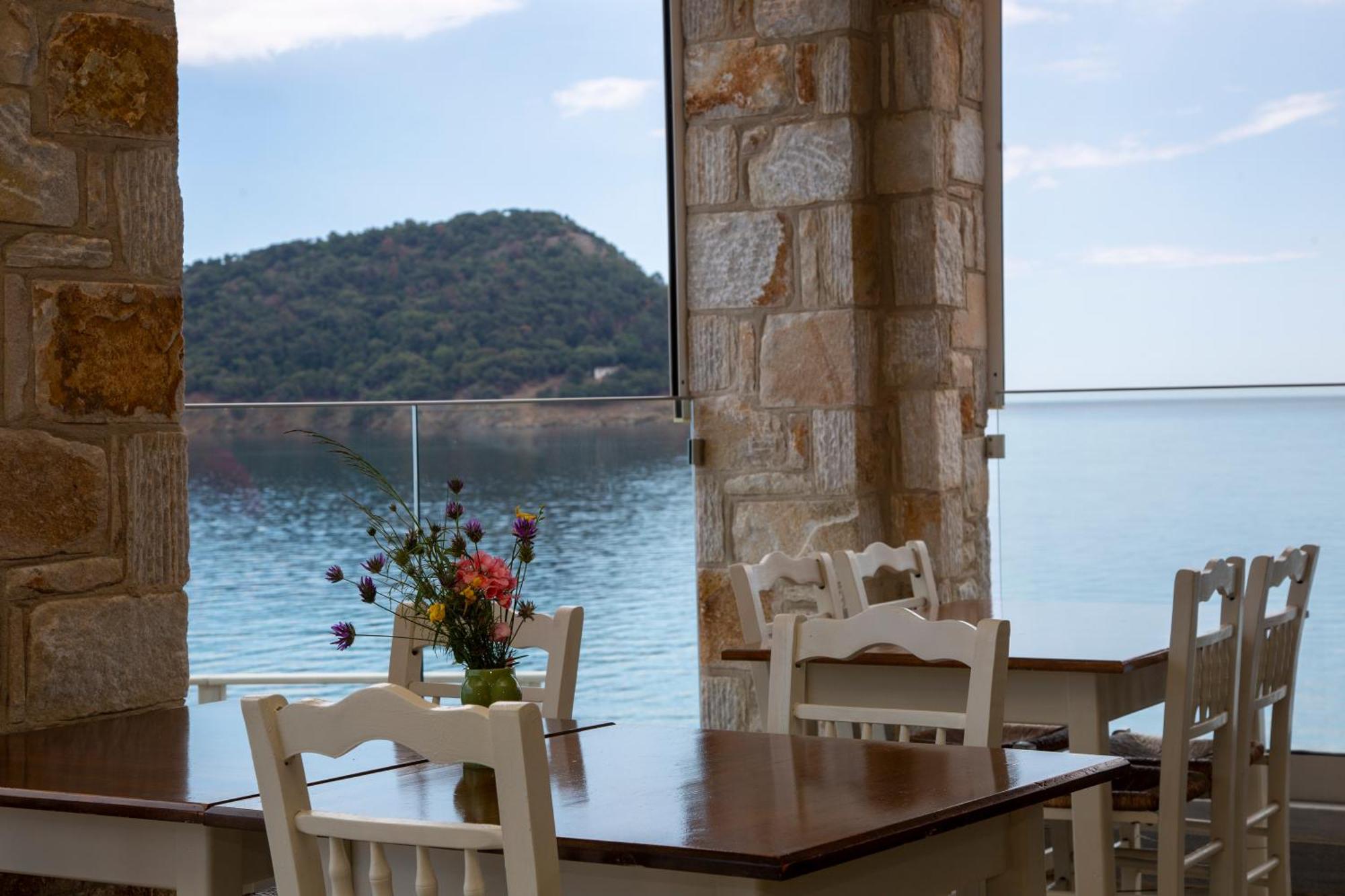 Faros View Bed & Breakfast กอยนิรา ภายนอก รูปภาพ